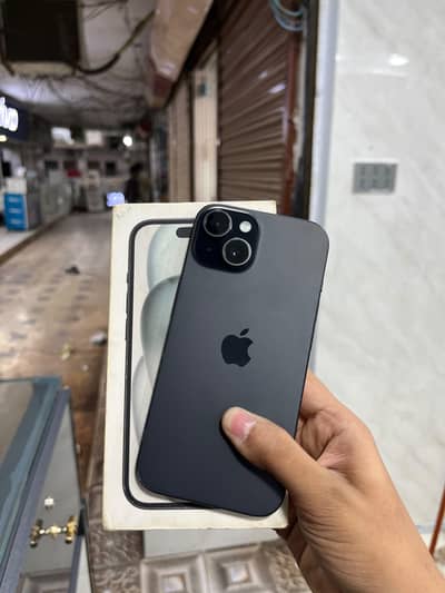 Apple iPhone 15
