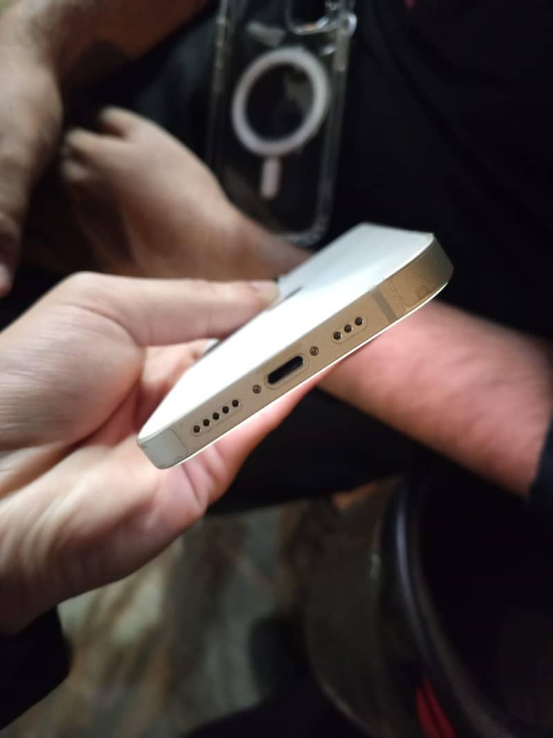 Apple iPhone 14 1