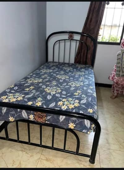 single bed  with mattress