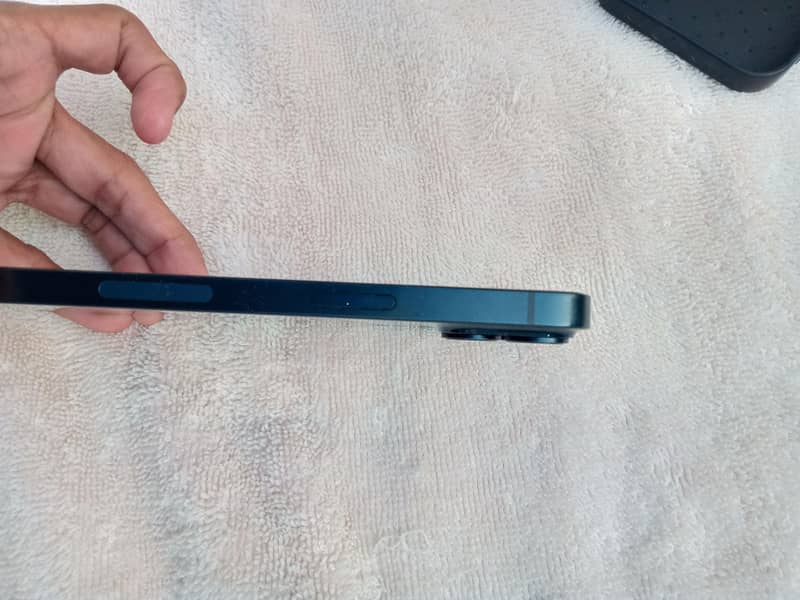 Apple iPhone 14 1