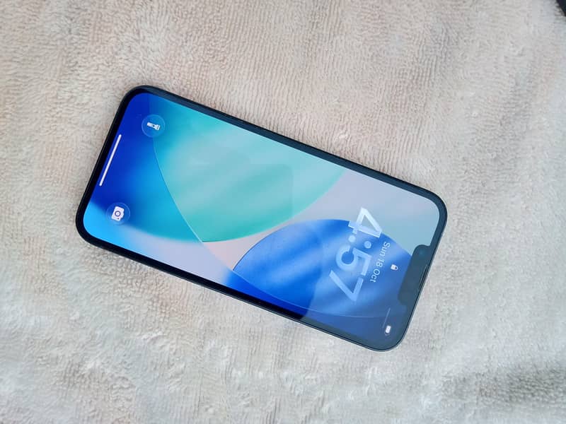 Apple iPhone 14 3