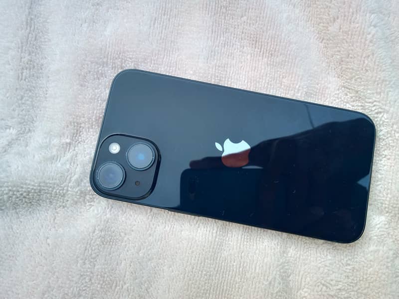 Apple iPhone 14 4