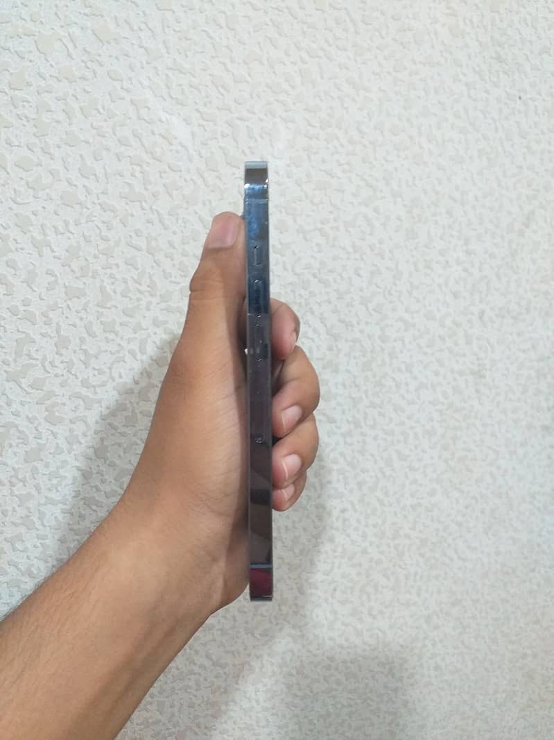 Apple iPhone 13 Pro 3