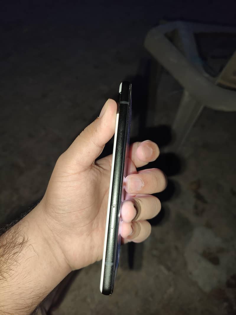 Google Pixel 6a 1