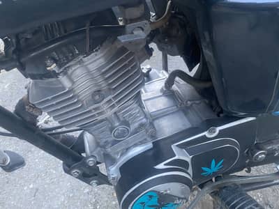 Good condition bike for sale 2014 model