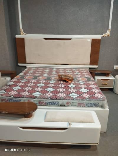 Beautiful White & Brown Double Bed Set – Excellent Condition