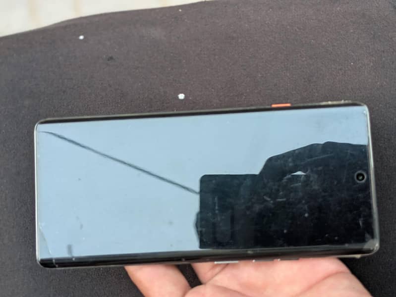 Tecno CAMON 40 Pro 0
