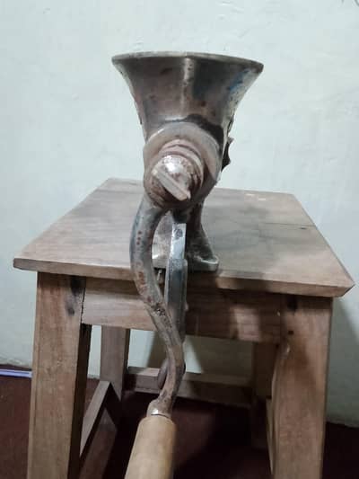 Manual Hand Wali Machine