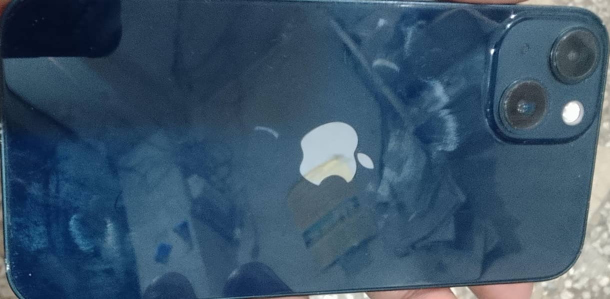 Apple iPhone 13 3