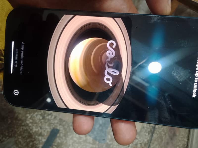 Apple iPhone 13 4