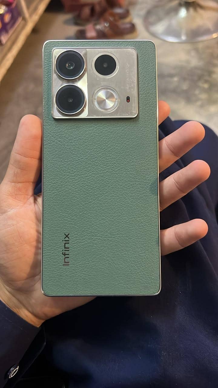 Infinix Note 40 2