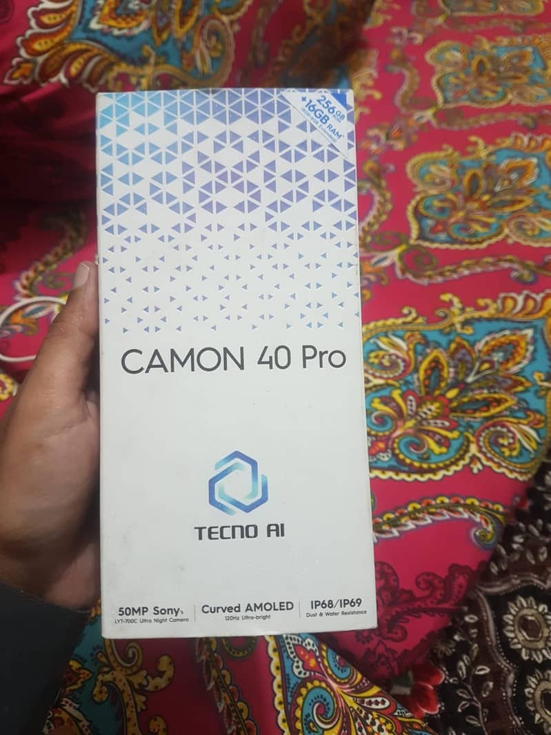 Tecno CAMON 40 Pro 17
