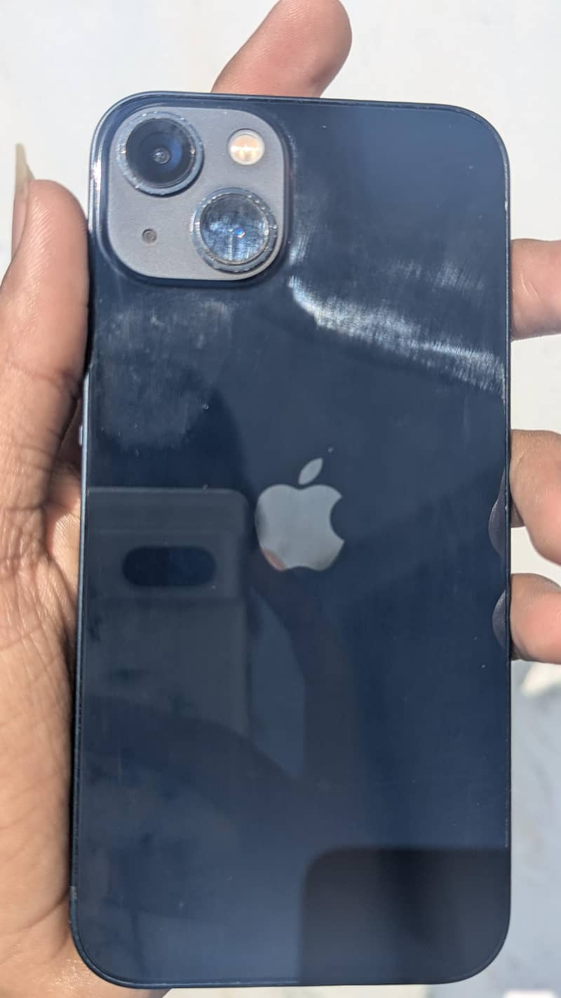 Apple iPhone 13 1