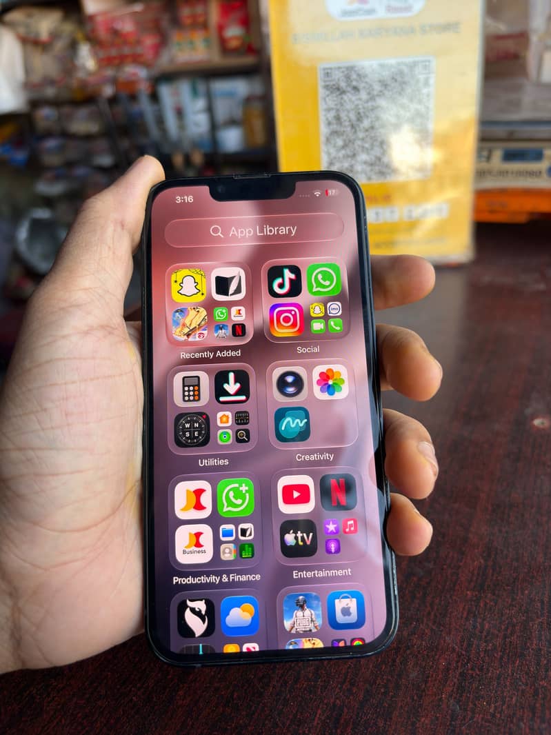 Apple iPhone 13 mini 3