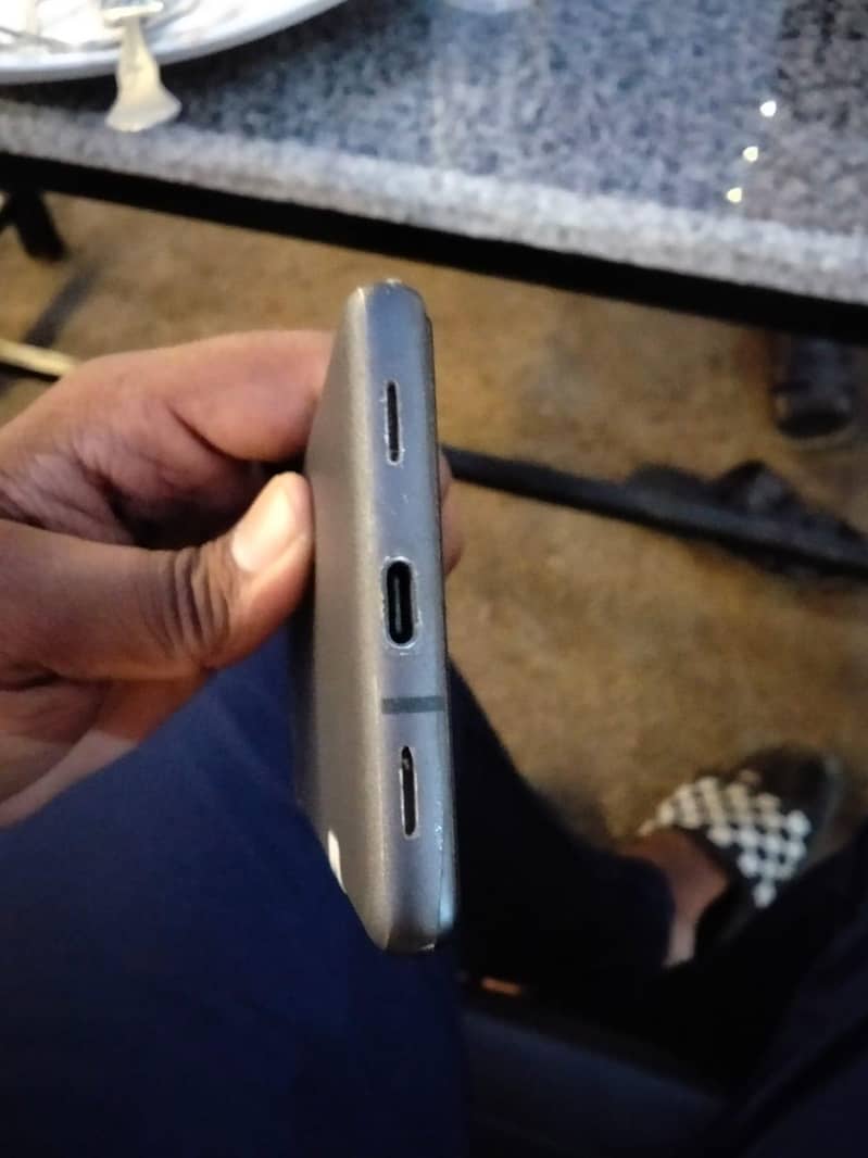 Google Pixel 7a 5