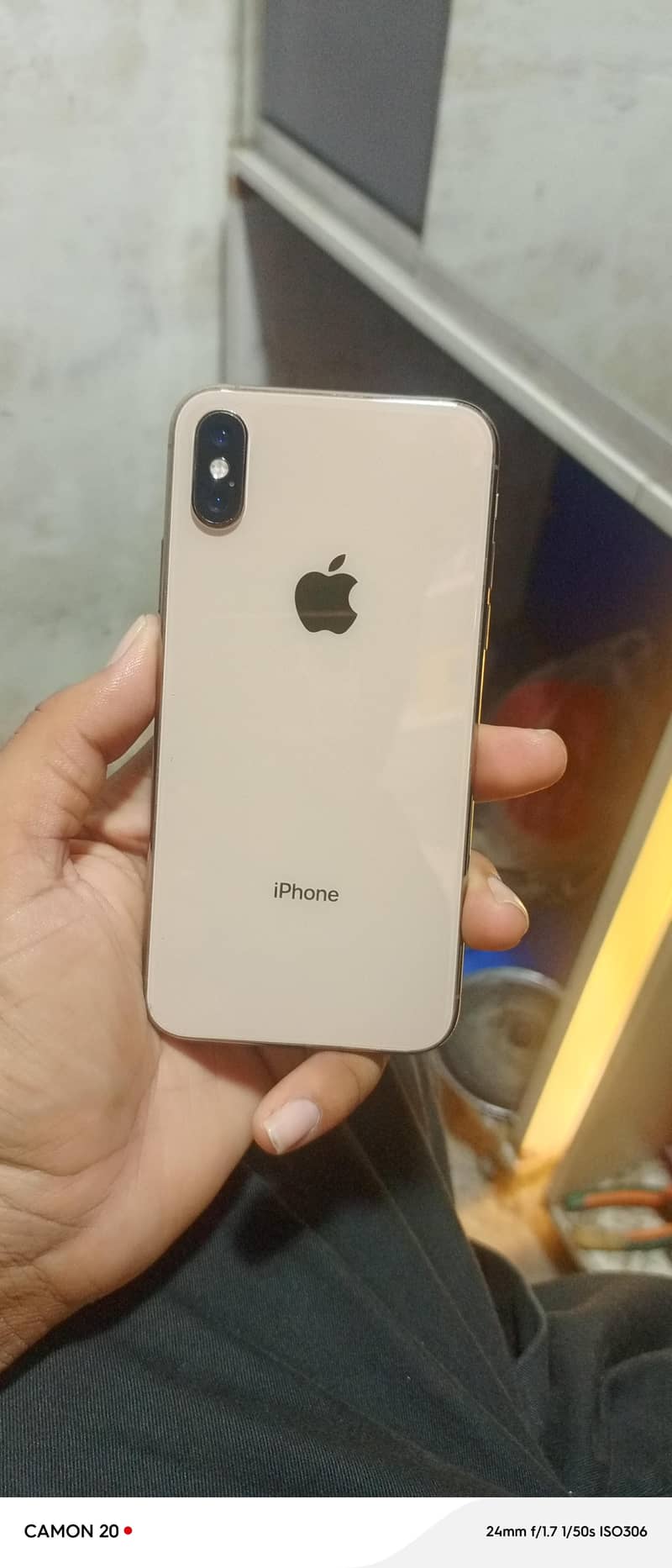 Apple iPhone XS 1