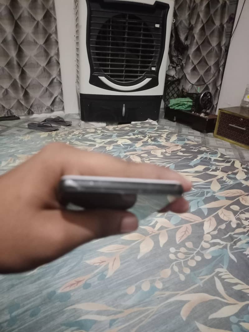 Google Pixel 6a 1