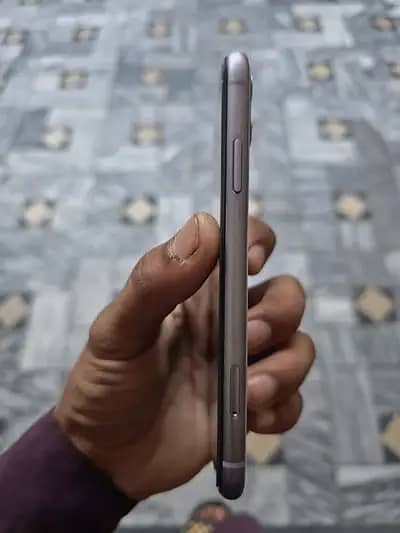 Apple iPhone 11 1