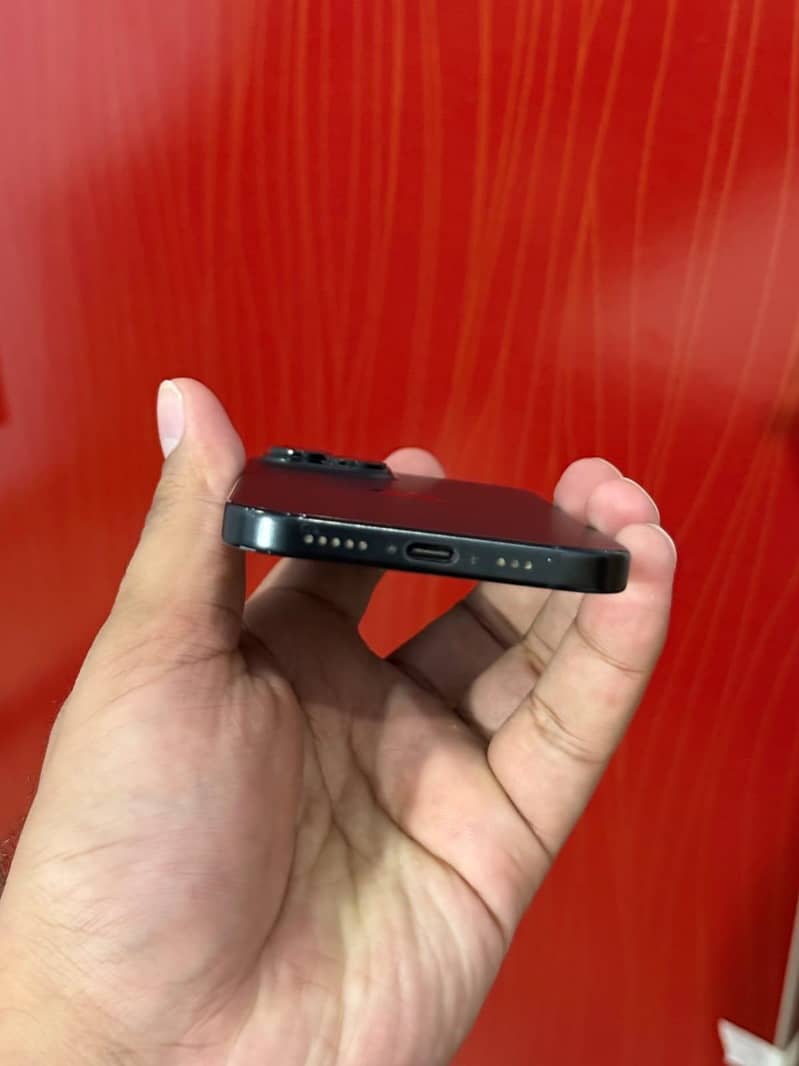 Apple iPhone 15 3