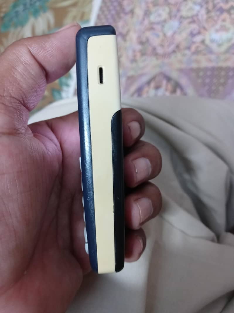 Nokia 1112 1
