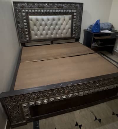 King Size Double Bed-Good Condition Used for Sale