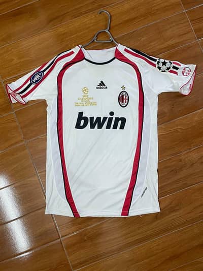 AC Milan away retro player version