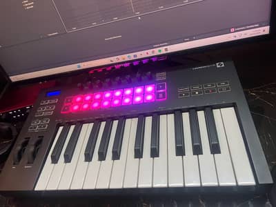 NOVATION LAUNCHKEY 25 MK3