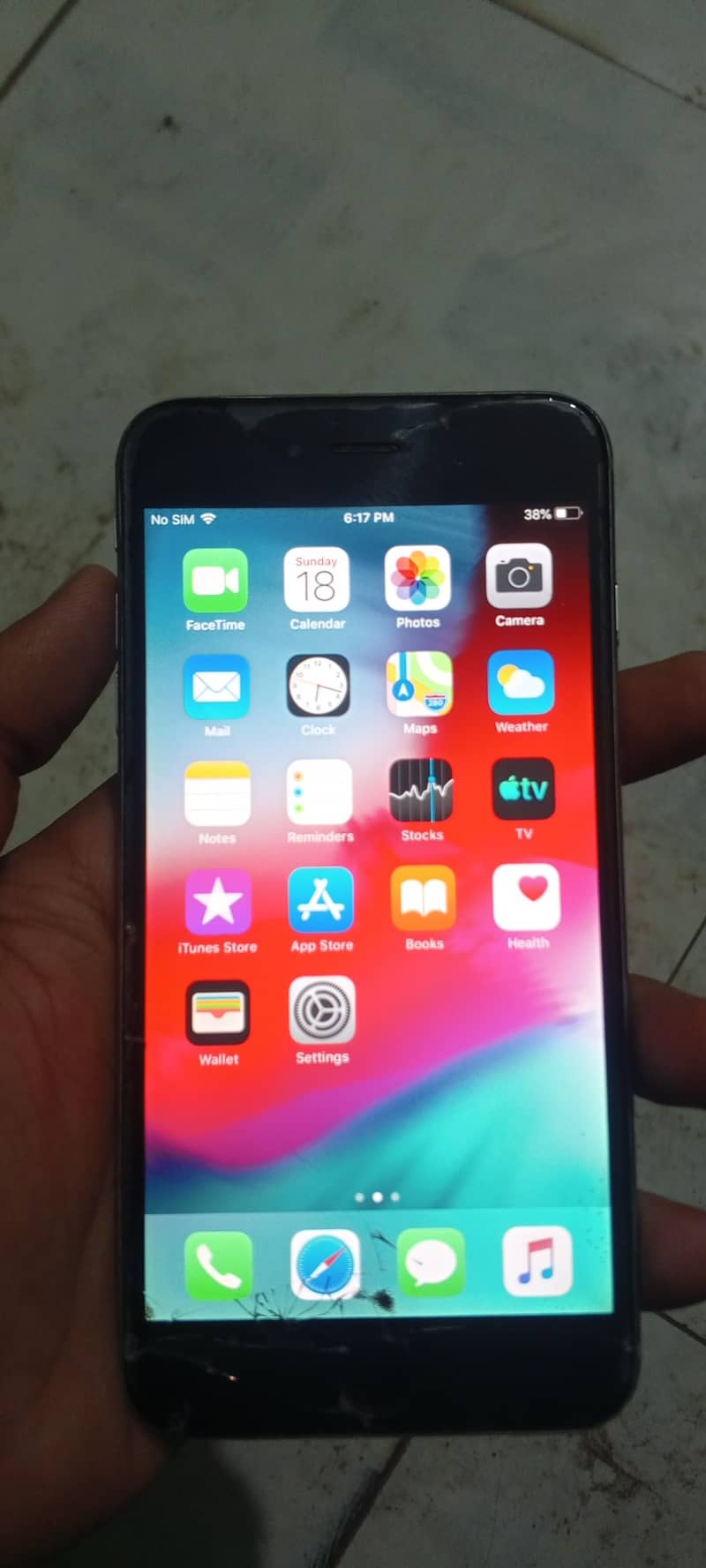 Apple iPhone 6 Plus 5