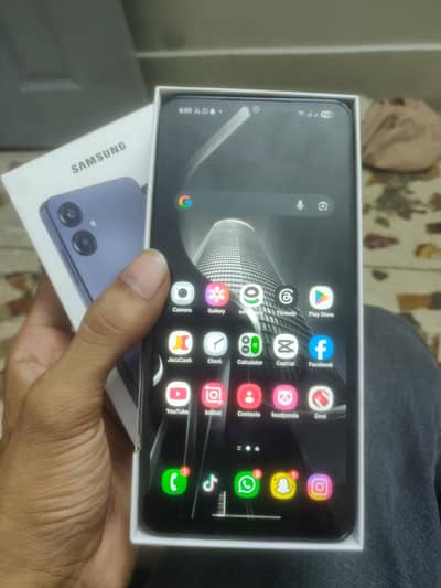 Samsung Mobile A06