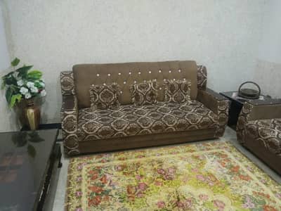 5 Seeter Sofa Set