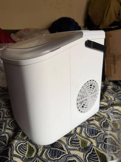 Instant Ice Maker