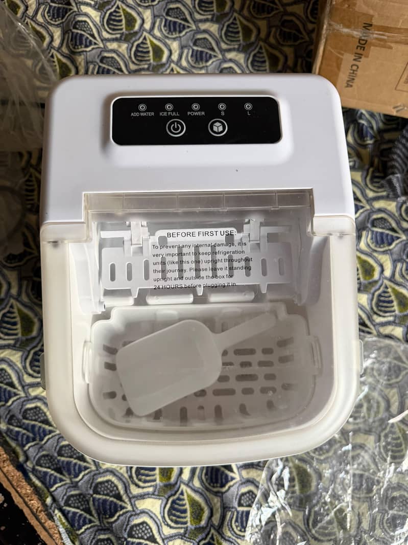 Instant Ice Maker 2