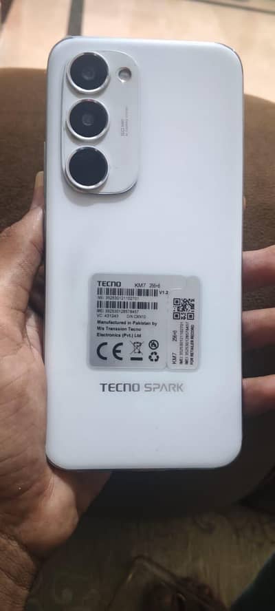 Tecno CAMON 40 Premier