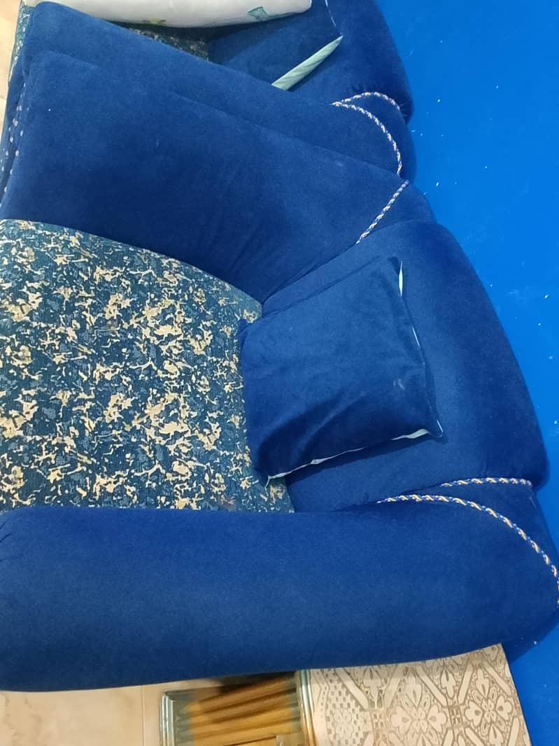 2 Single-seater Sofa 2