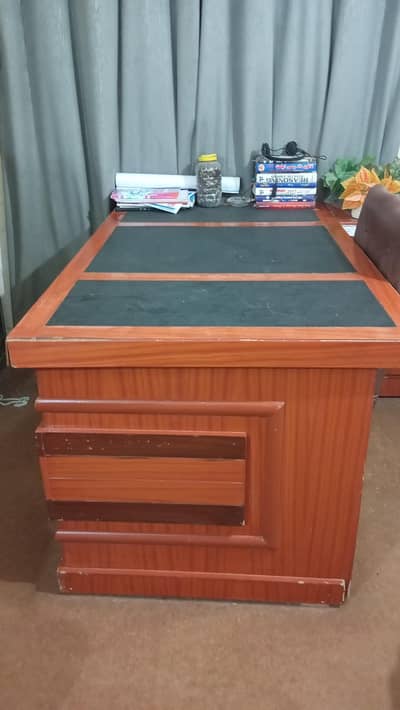 Office table