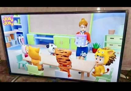 Haier 32" LED TV Simple - Condition 8/10