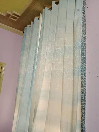 2 Pardas Length 10 Ft Good Condition For Sale