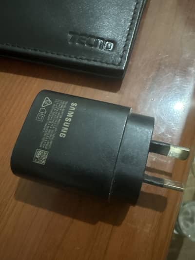 Original samsung charger for s24