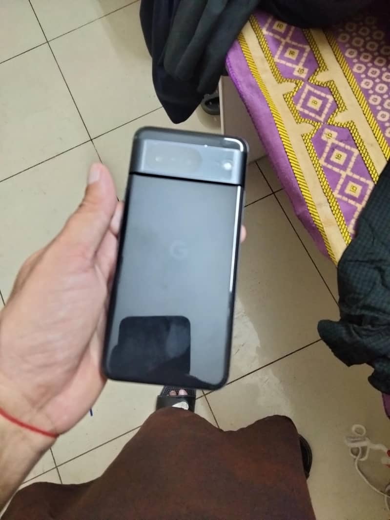 Google Pixel 8 1
