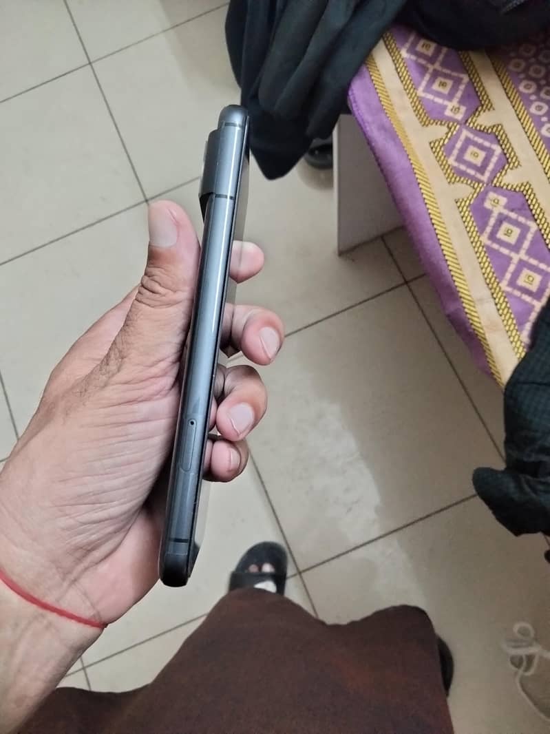 Google Pixel 8 2