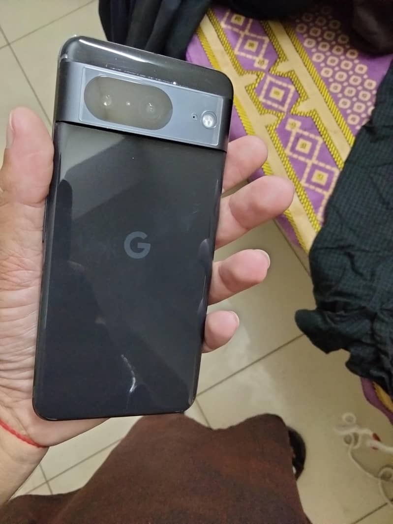 Google Pixel 8 6