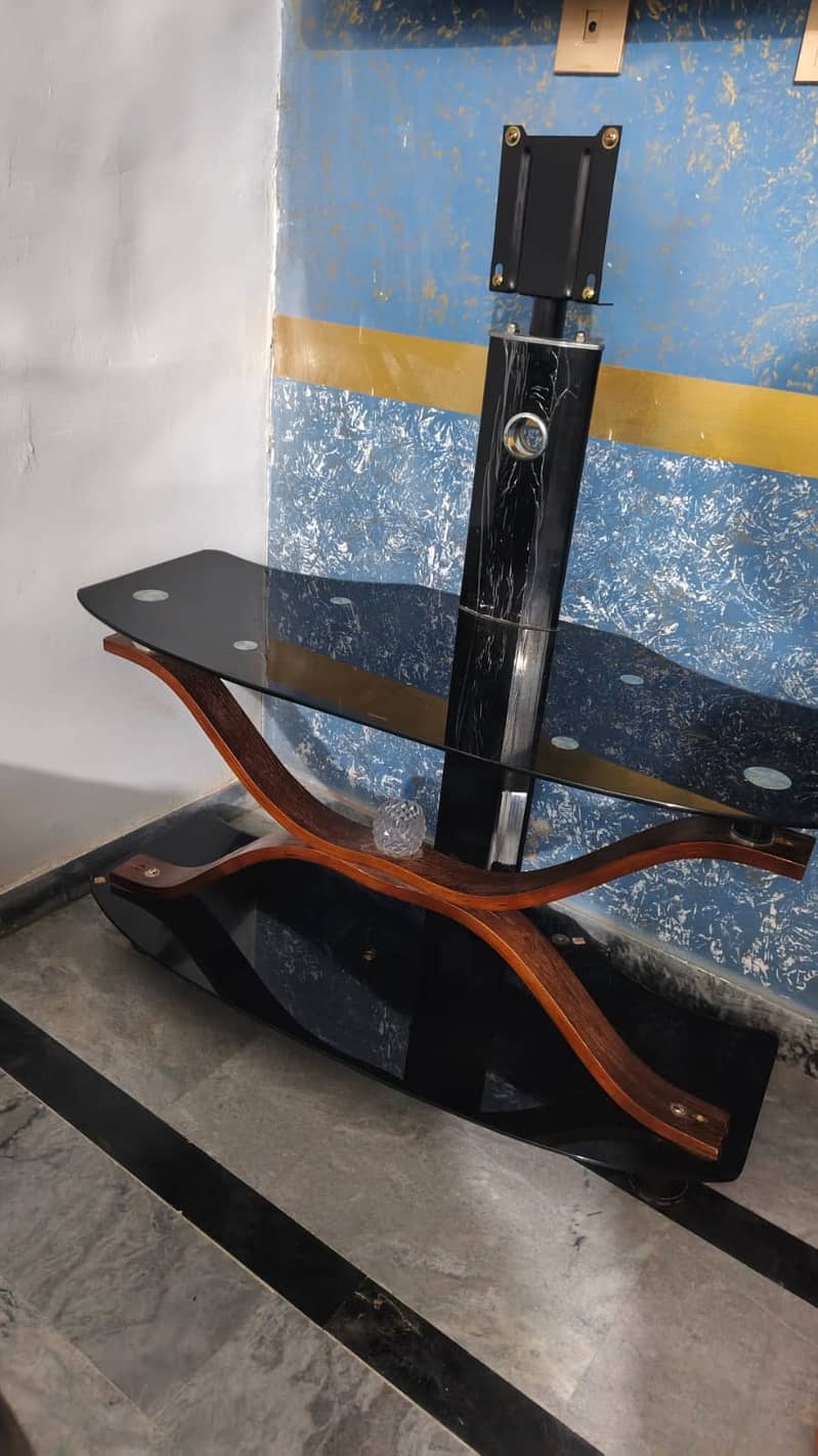 TV table 4