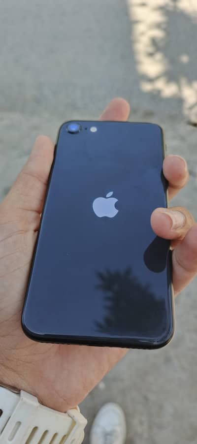 Apple iPhone SE 2nd generation waterpack