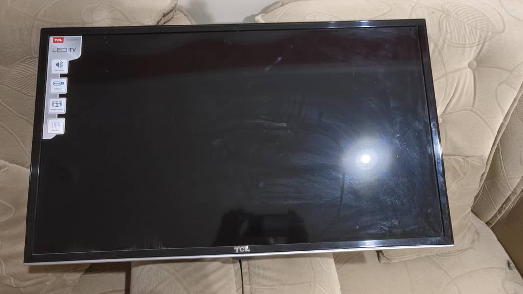 TCL 32 inch - Televisions - 1120609664