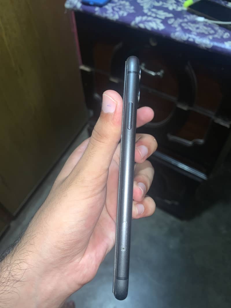 Apple iPhone 11 2