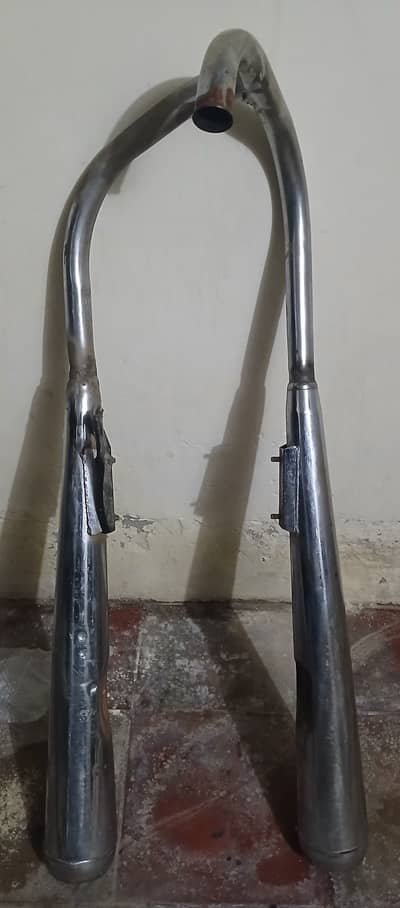 Double silenser banna hua