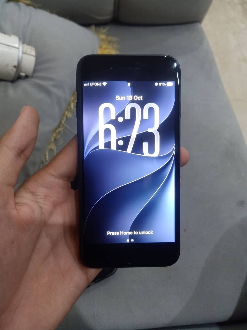 Apple iPhone SE 2