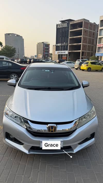 Honda Grace Hybrid 2015