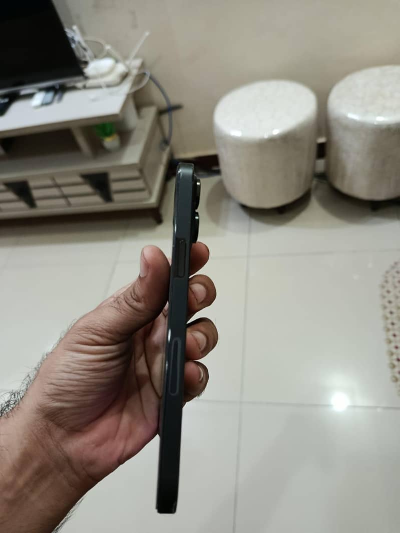 Apple iPhone 14 Pro Max 6
