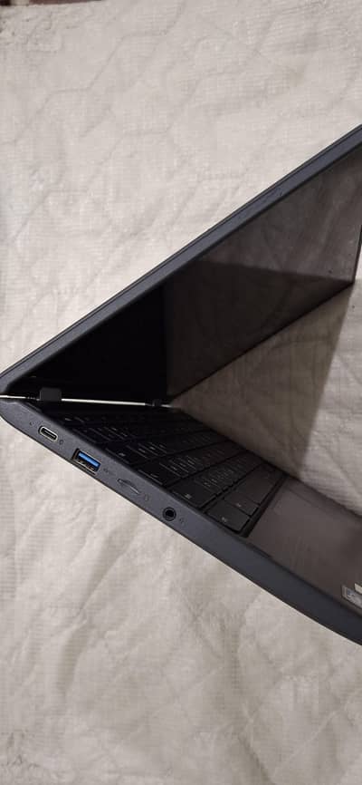 Touchscreen Chromebook